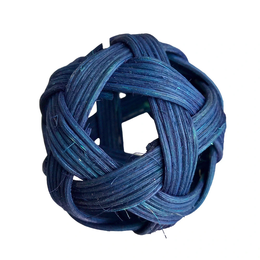 Nino's Java Forage Reed Ball from Nino's Java