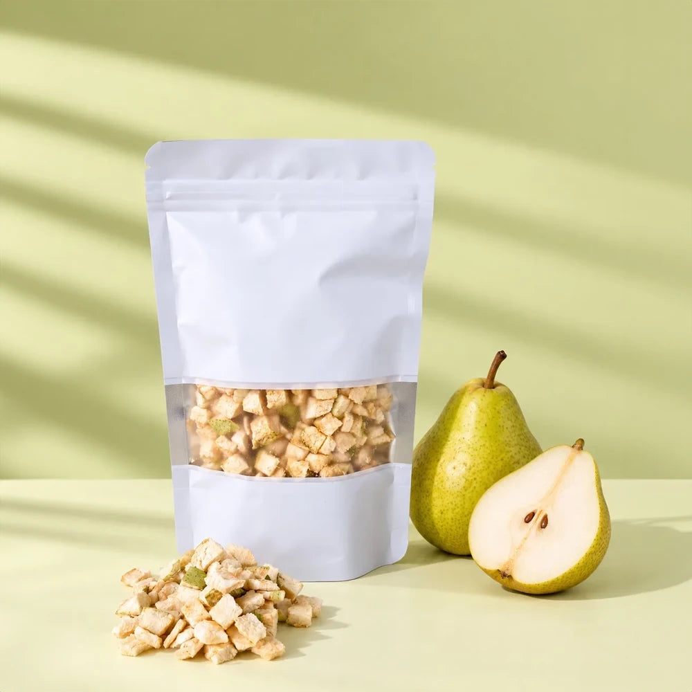 Mighty Bird Freeze-Dried Pear Cubes in 30g showing the Main View